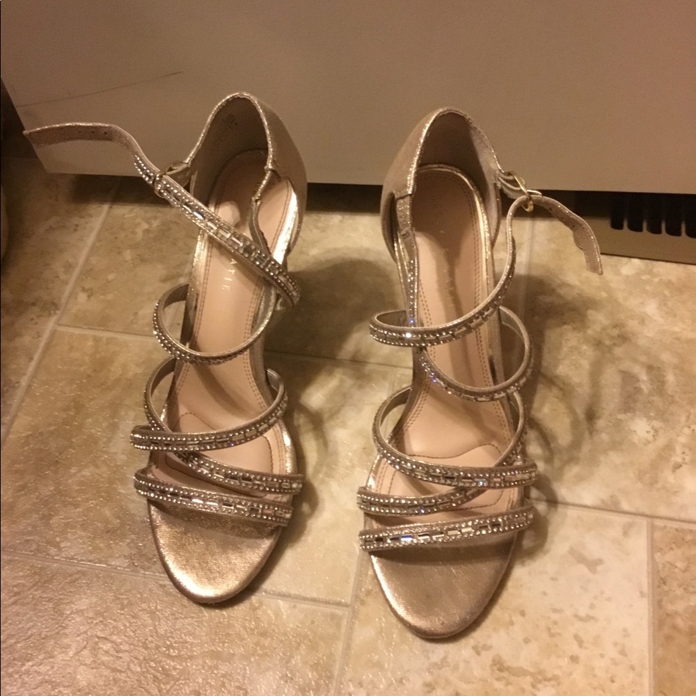 High heels - Picture 4 of 5